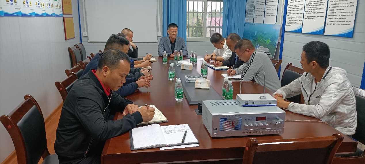 振奮精神、凝心聚力、迎難而上  ——集團(tuán)領(lǐng)導(dǎo)對寧鄉(xiāng)港灣公司新領(lǐng)導(dǎo)班子提出工作要求