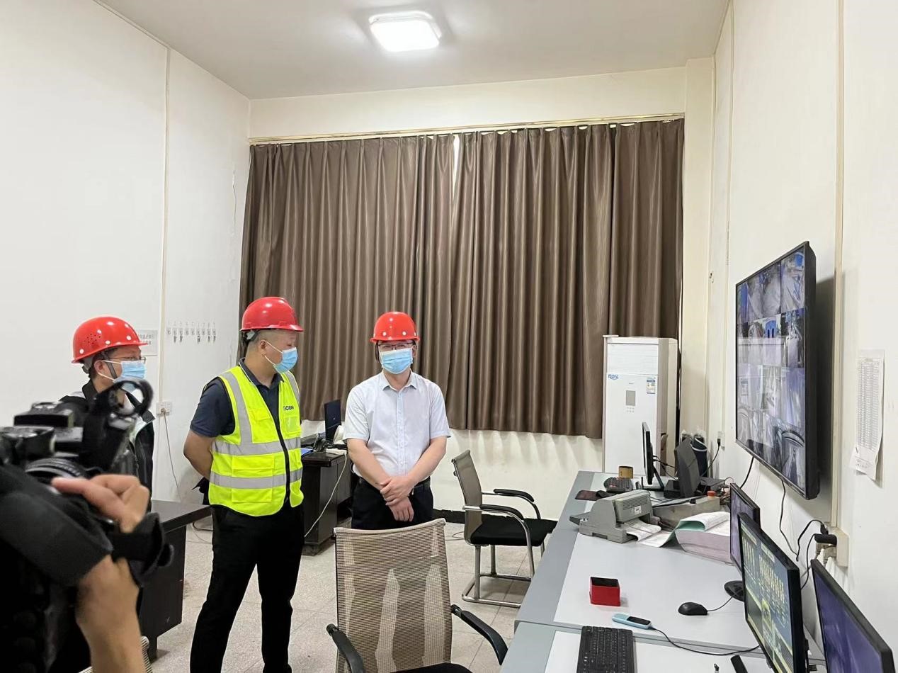 瑞金市委副書記、市長劉春林一行蒞臨瑞金京橋公司指導(dǎo)工作