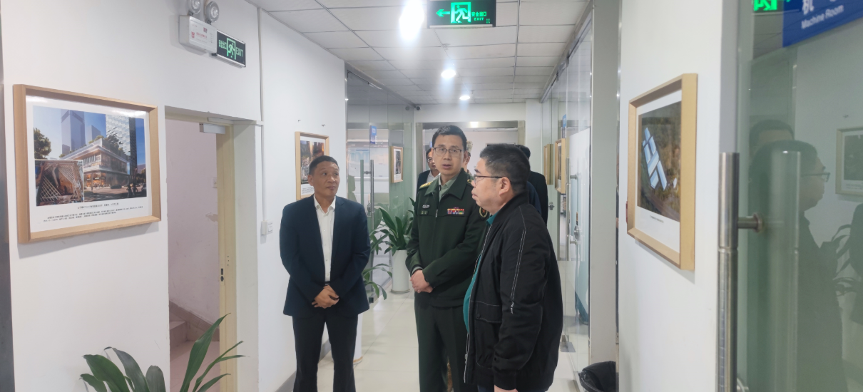 南山區(qū)委常委、區(qū)人武部政委常華一行蒞臨港灣工程公司開展民兵組織整頓潛力調(diào)查座談會(huì)